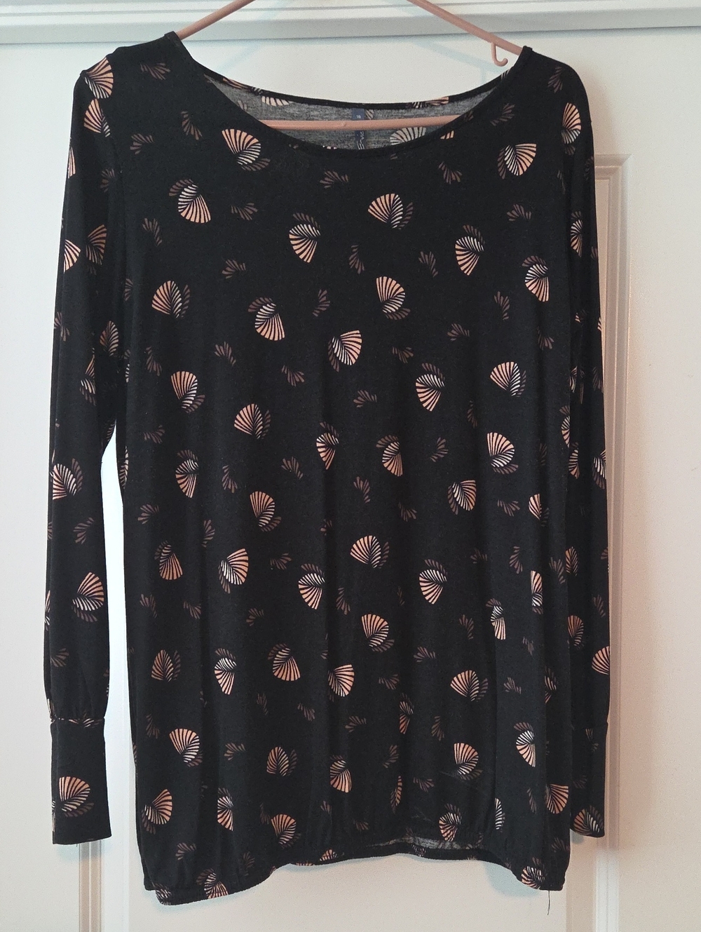 Black Long-Sleeve Women's Top with Rose Gold Shell Print